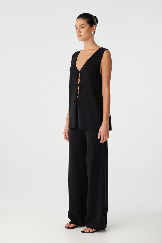Arcaa Poppy Longline Top (Black)
