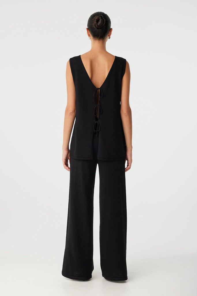 Arcaa Poppy Longline Top (Black)