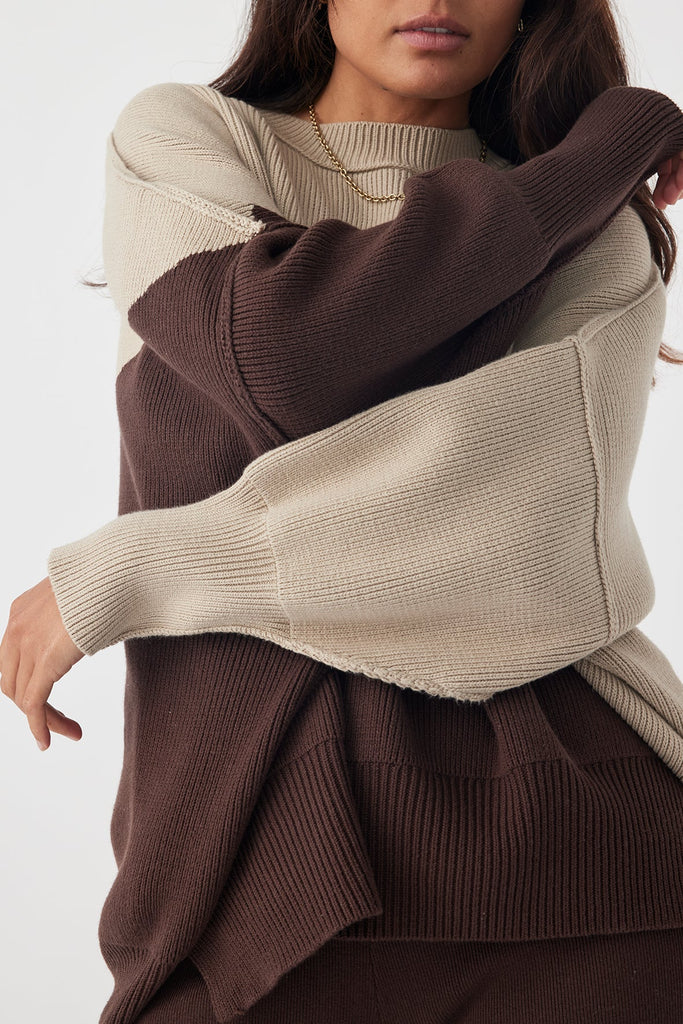 Arcaa Neo Sweater (Chocolate & Taupe)