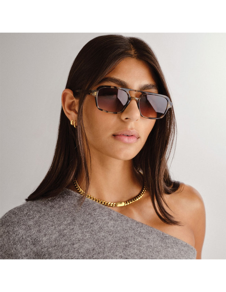 Luv Lou Dusty (Mocha Tort)