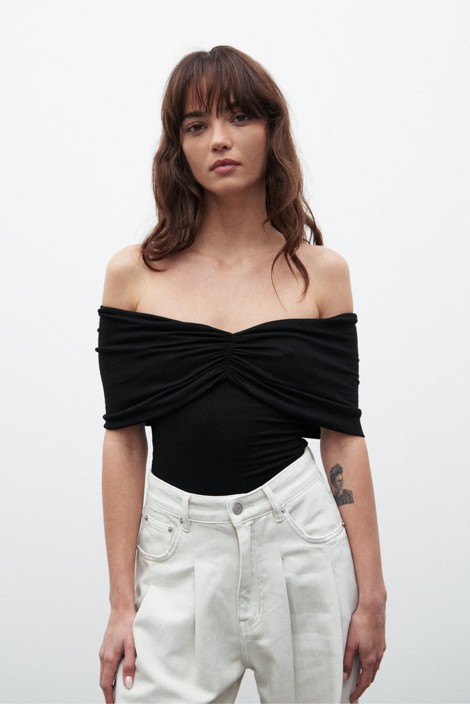 Bayse Eisley Sleeveless Bodysuit (Black)