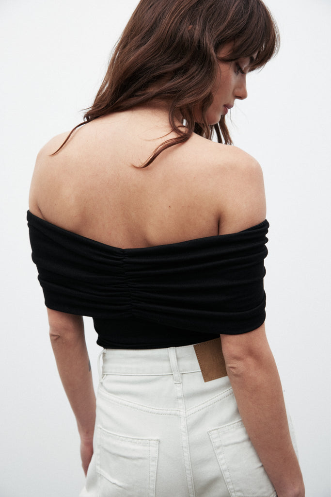 Bayse Eisley Sleeveless Bodysuit (Black)