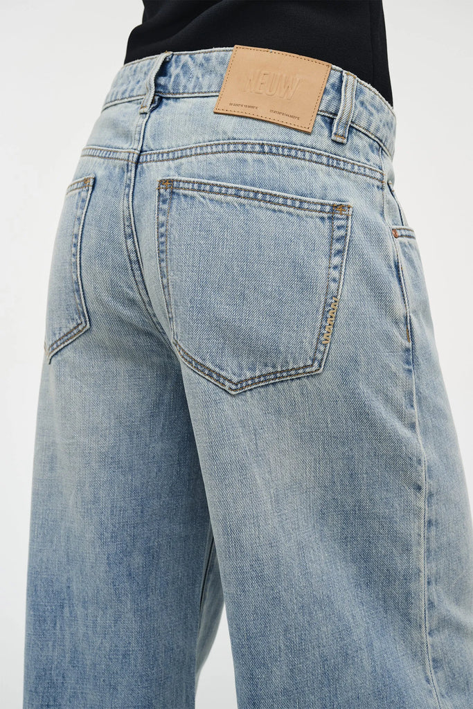 Milla Wide (Capsule)