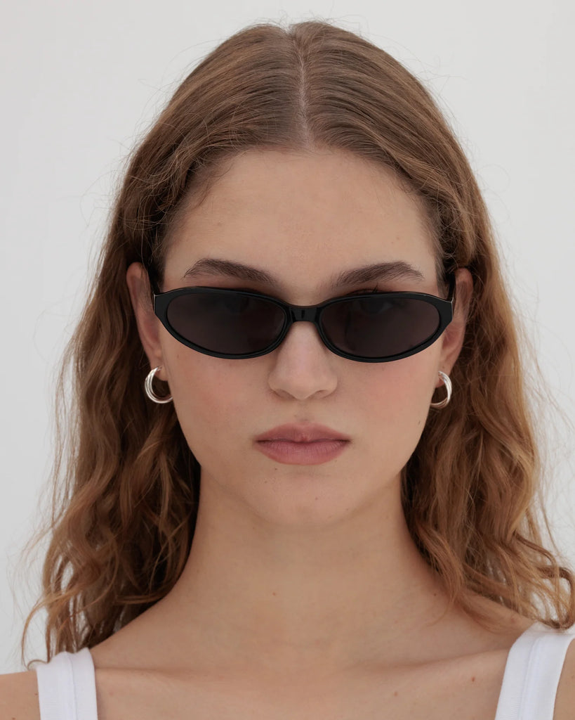 Alexe (Black)
