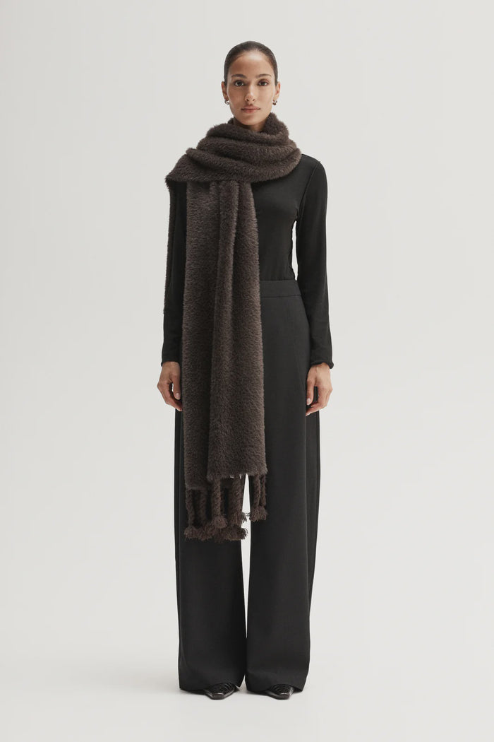 Lottie Scarf