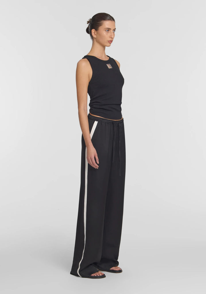 V&W Metal Tank (Black)