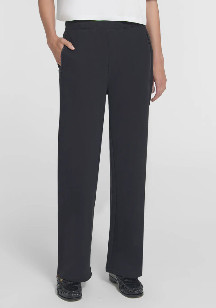 Fremantle Track Pant (Black)