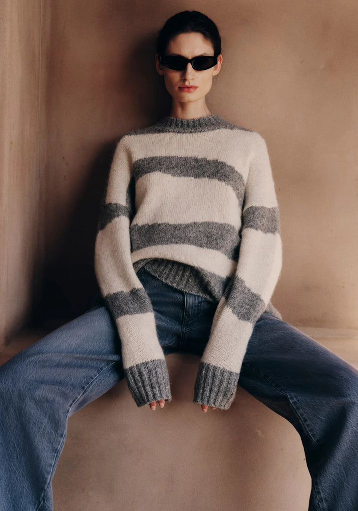 Dalliance Knit (Bone Grey Marle)