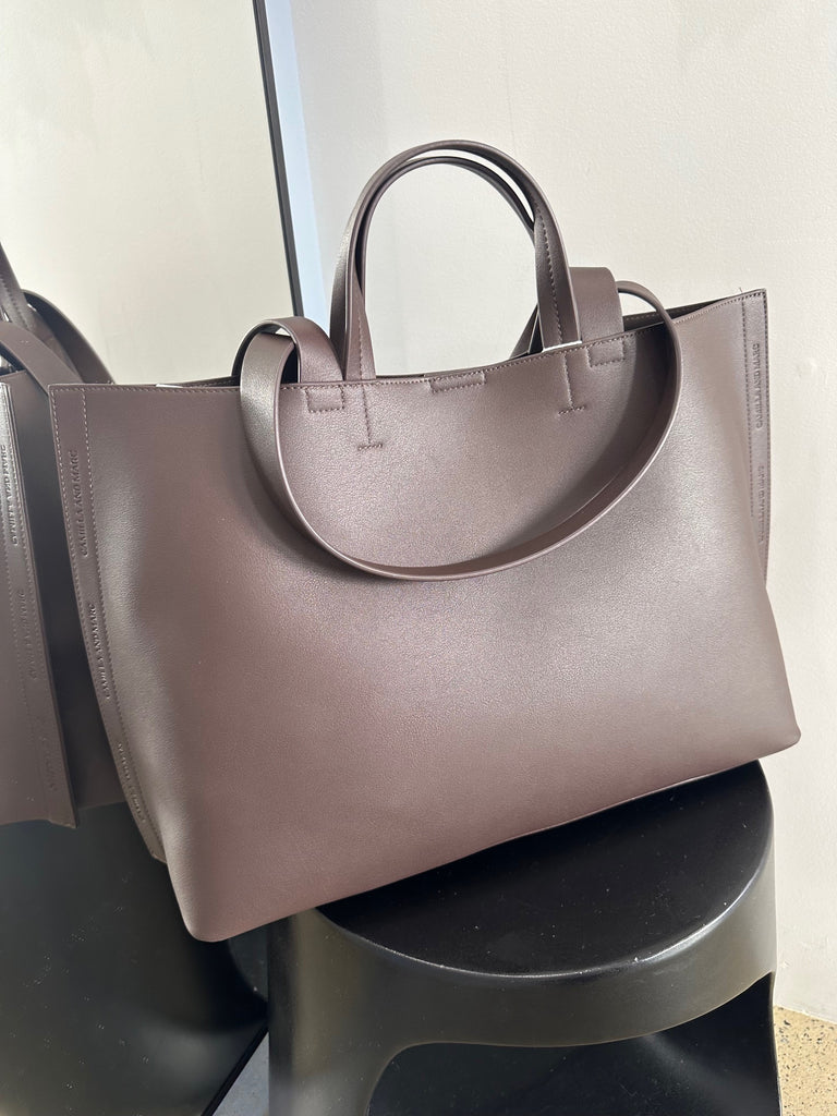 Cooper Tote (Chocolate)