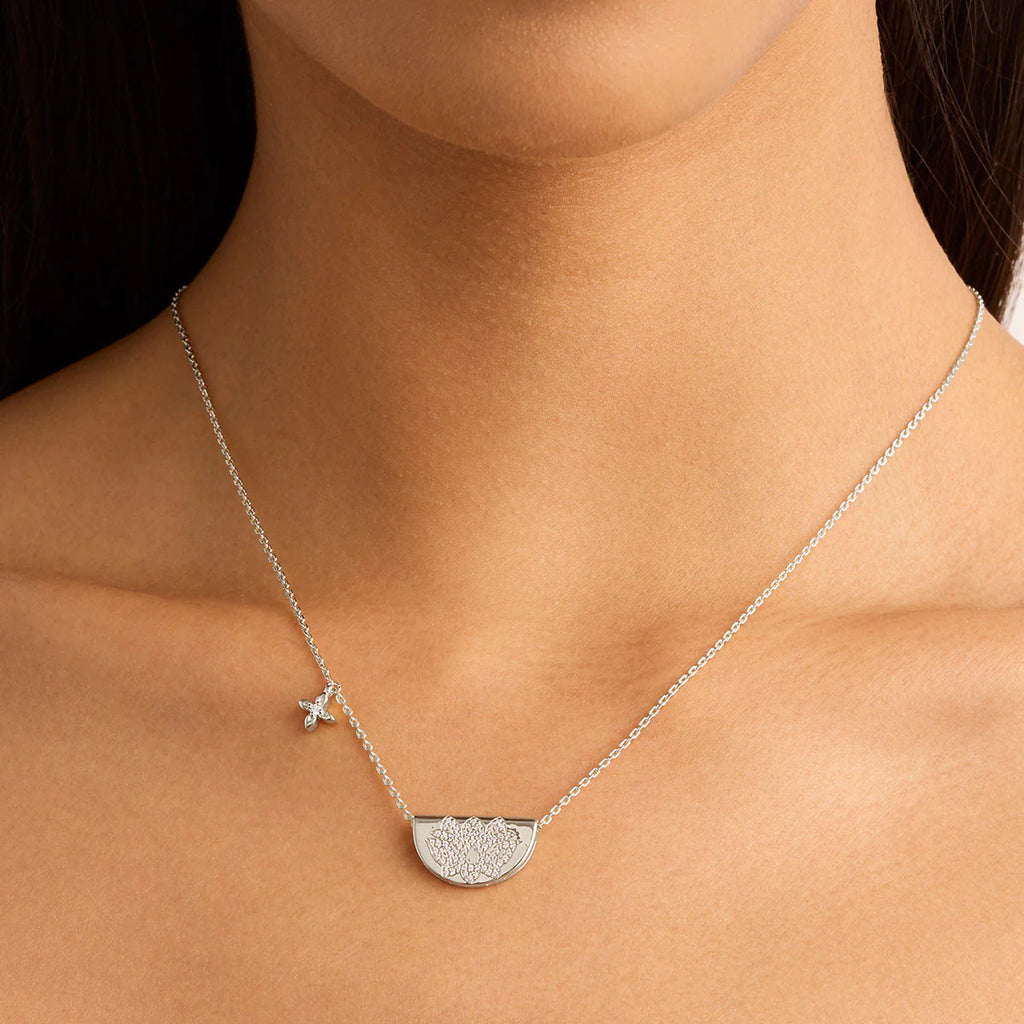 By Charlotte Live in Light Lotus Necklace (Silver)
