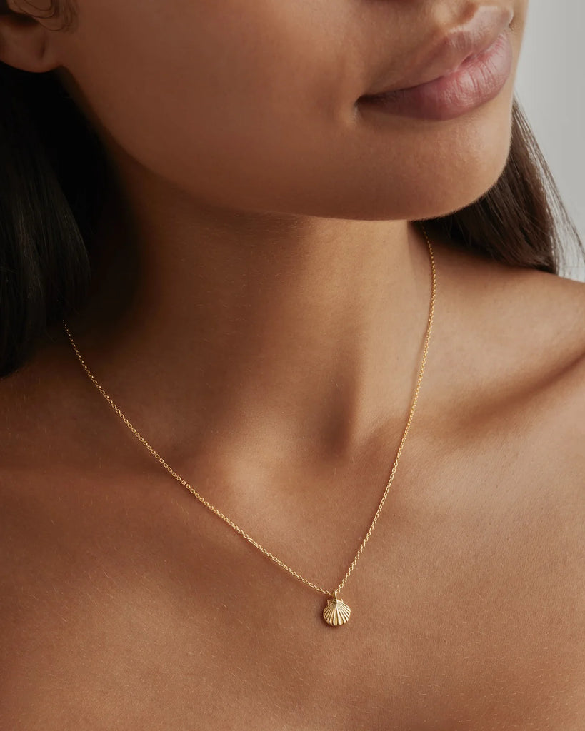 By The Shore Shell Necklace (18k Gold Vermeil)