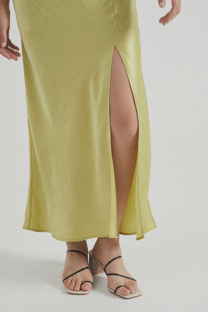 Third Form Crush Bias Split Skirt (Kiwi)